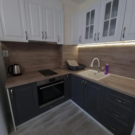 Apartament жилищна сграда орех *