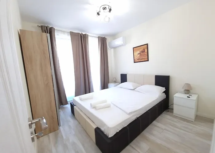 жилищна сграда орех Apartamento *