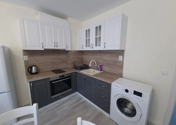 Apartamento жилищна сграда орех