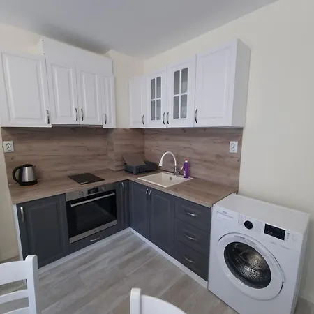 Апартаменты жилищна сграда орех