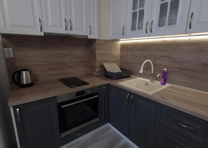 Апартамент жилищна сграда орех *